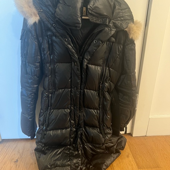 Sam black patent coat with fur - Picture 2 of 10